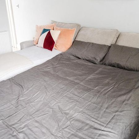 Churnet Valley Townhouse - Modern Cheadle House Villa Bagian luar foto