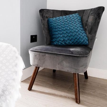 Churnet Valley Townhouse - Modern Cheadle House Villa Bagian luar foto