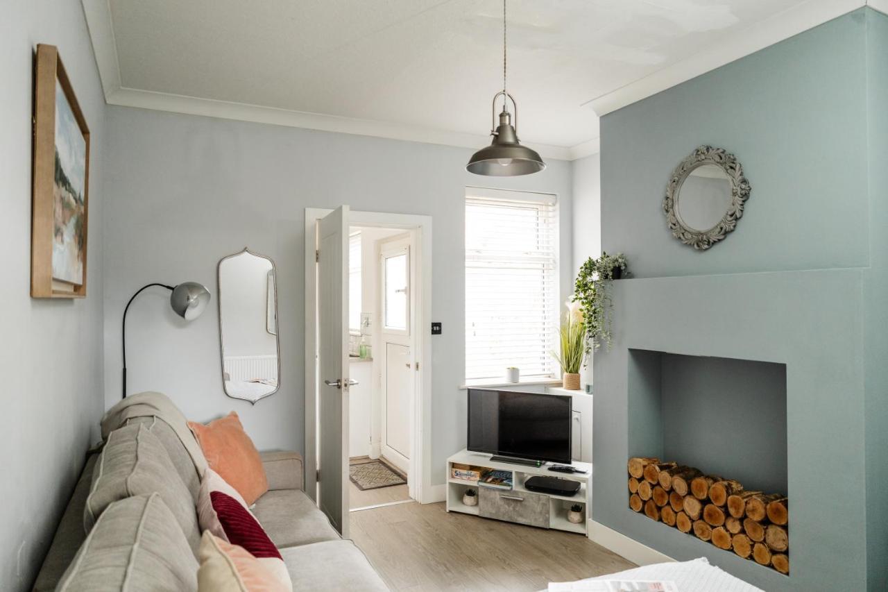 Churnet Valley Townhouse - Modern Cheadle House Villa Bagian luar foto